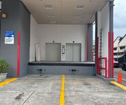 Lian Cheong Industrial Building (D19), Factory #482915901